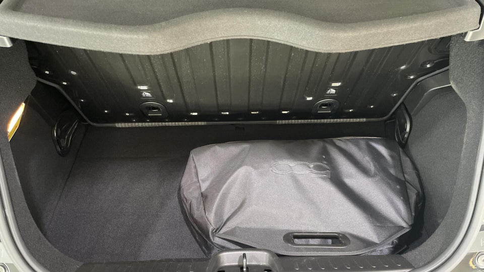 Fiat 500e 42 Icon 3d