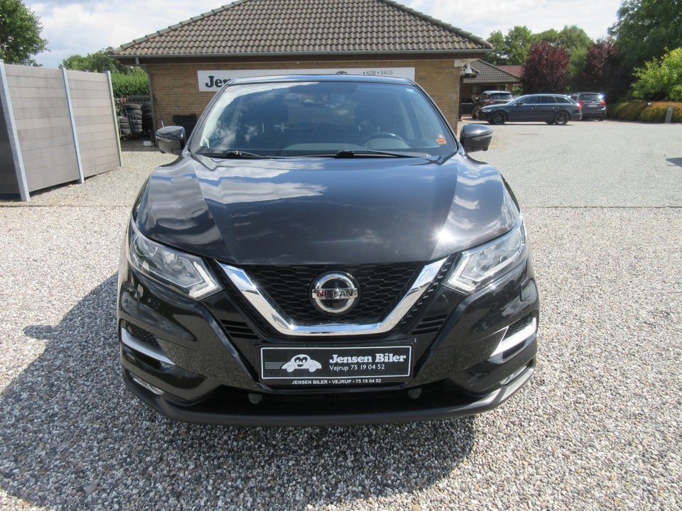 Nissan Qashqai 1,3 Dig-T 140 N-Connecta 5d
