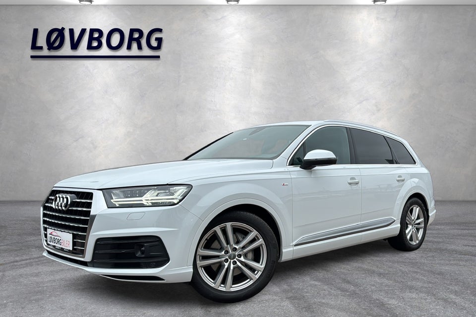 Audi Q7 3,0 TDi 272 S-line quattro Tiptr. 5d