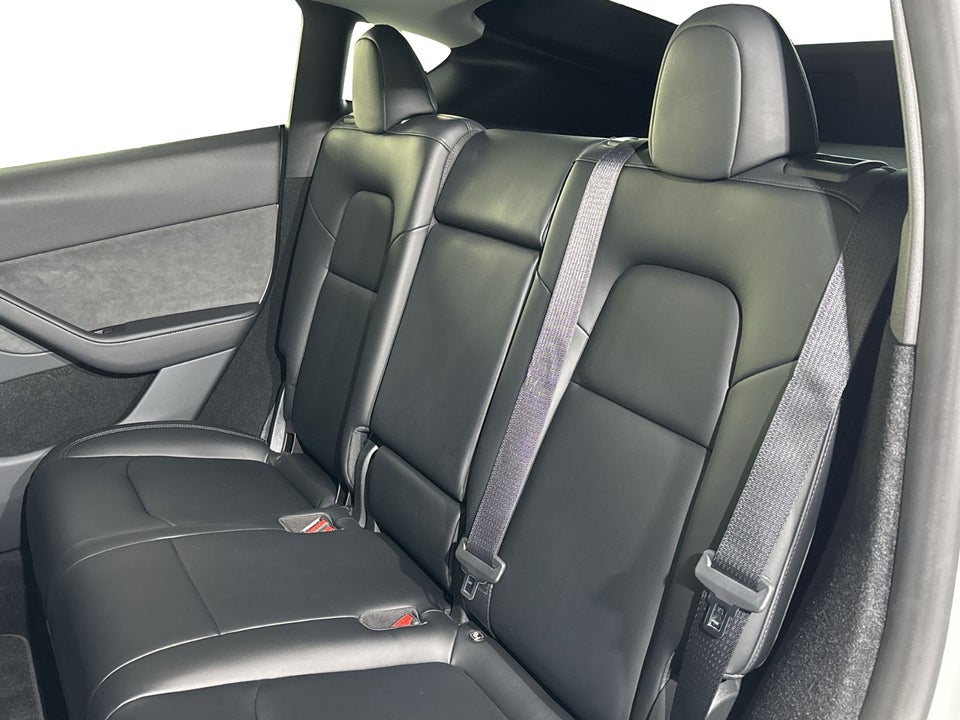 Tesla Model Y Long Range RWD 5d