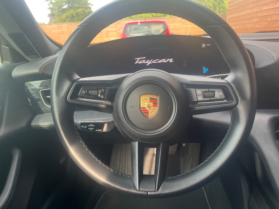 Porsche Taycan 4S Performance+ Cross Turismo 5d