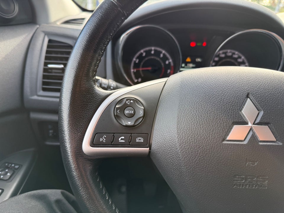 Mitsubishi ASX 1,6 Invite 5d