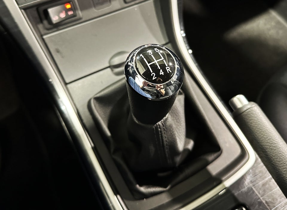 Mazda 6 1,8 Advance 5d