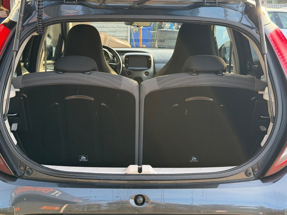 Toyota Aygo 1,0 VVT-i x-pression 5d