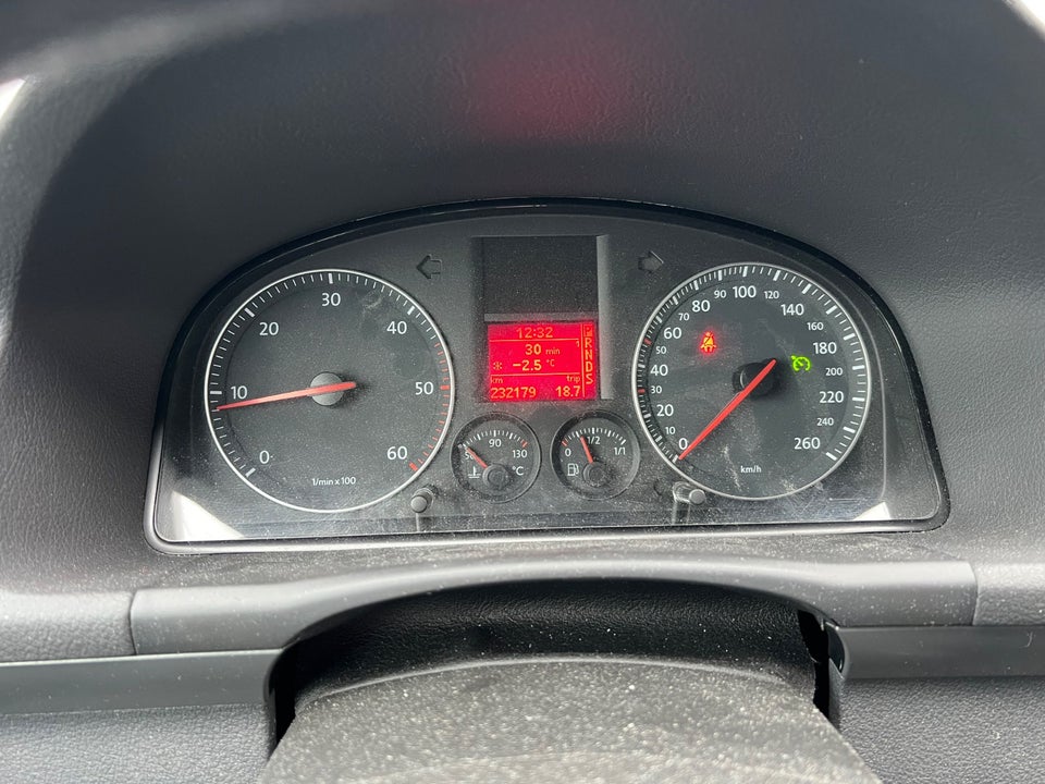 VW Touran 1,9 TDi 105 DSG 5d