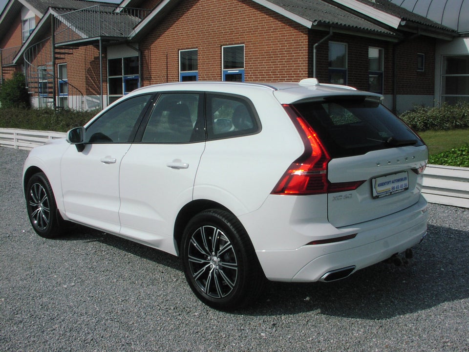 Volvo XC60 2,0 D4 190 Momentum aut. AWD 5d