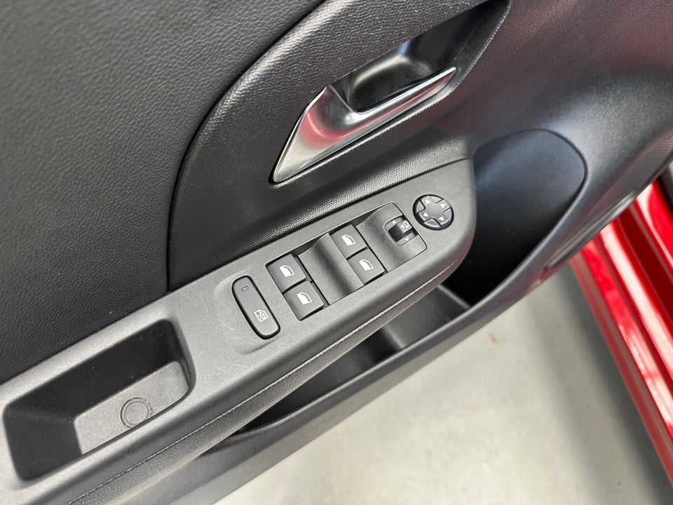 Opel Corsa 1,2 T 100 Elegance Sky aut. 5d