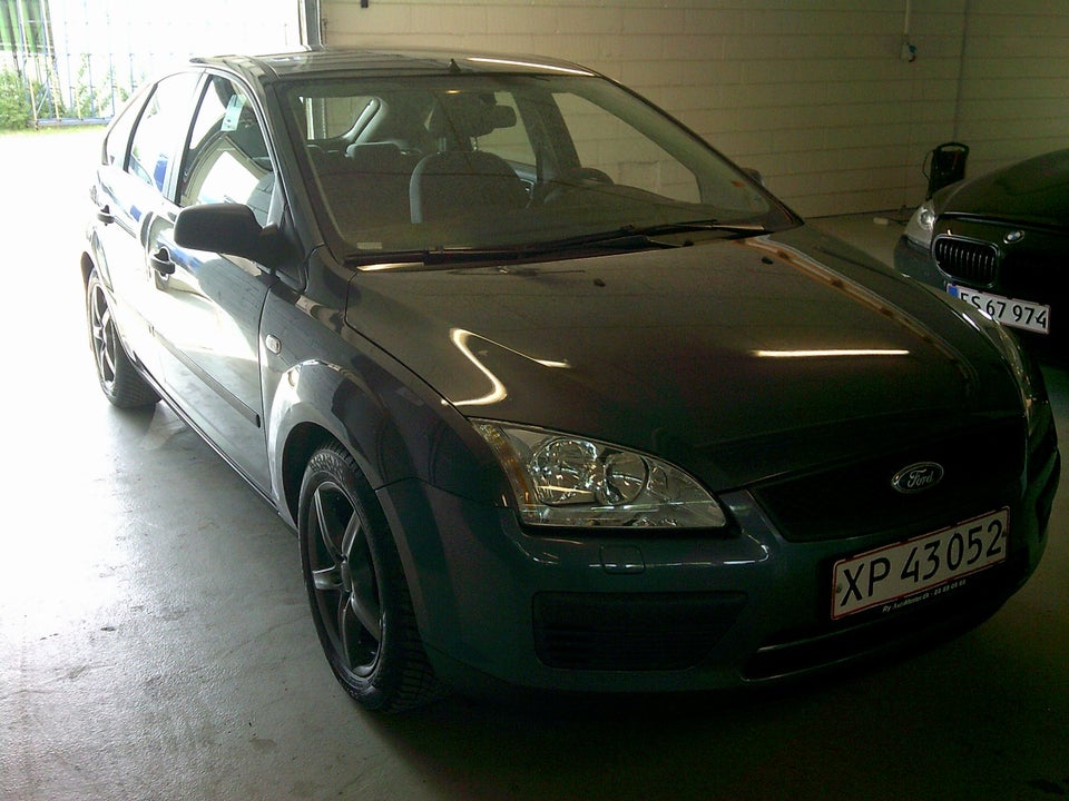 Ford Focus 1,6 Trend 100 5d