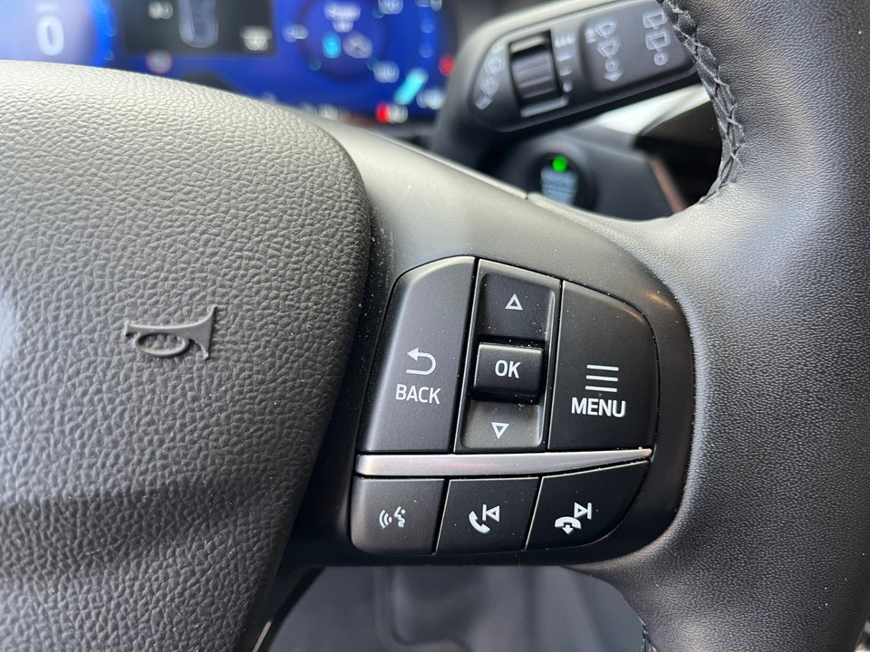 Ford Kuga 2,5 PHEV Titanium CVT 5d