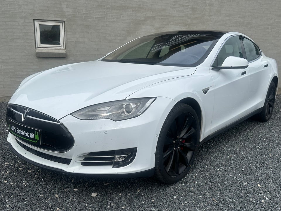 Tesla Model S P90D 5d