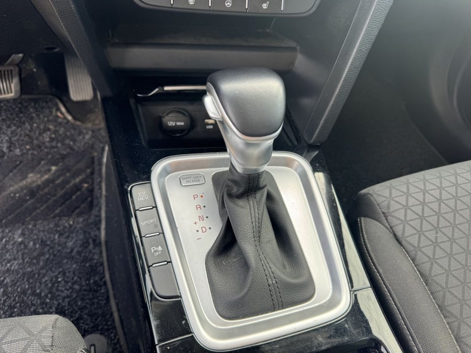 Kia Ceed 1,6 PHEV Prestige SW DCT 5d