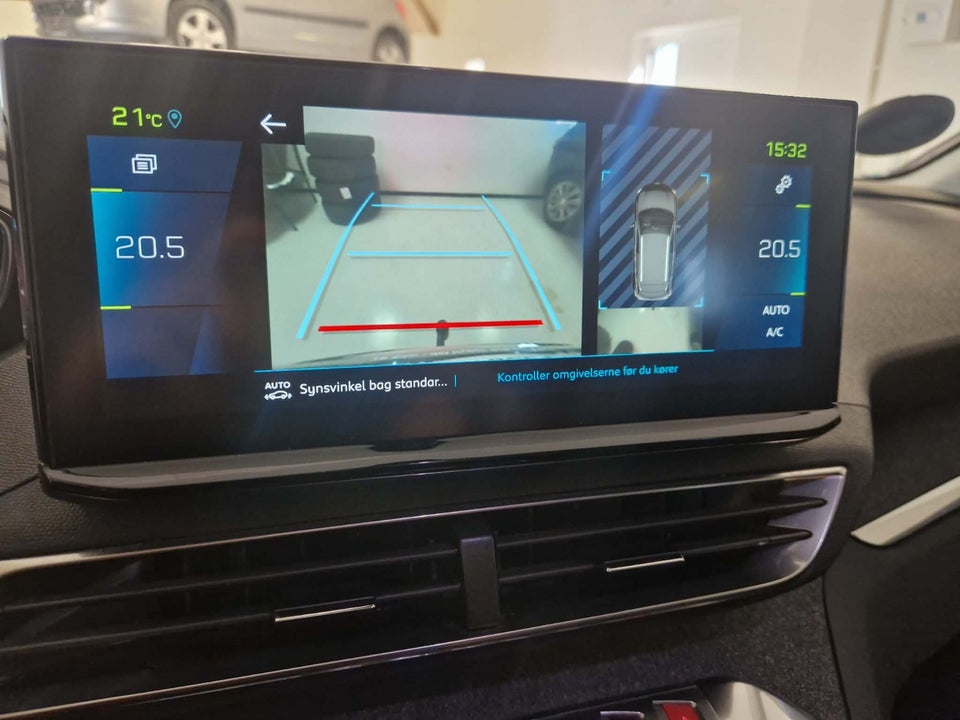 Peugeot 3008 1,6 Hybrid First Selection EAT8 5d