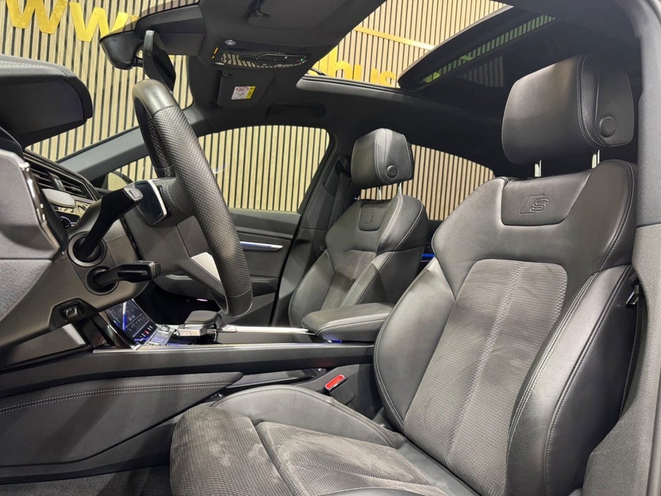 Audi e-tron 55 S-line Sportback quattro 5d
