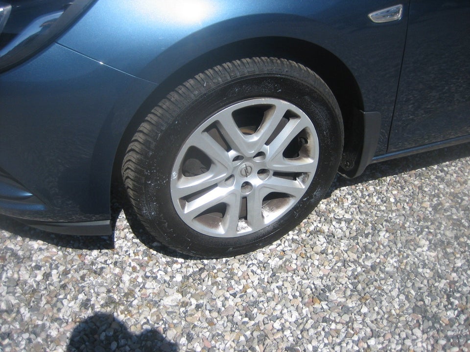 Opel Astra 1,0 T 105 Enjoy Sports Tourer 5d