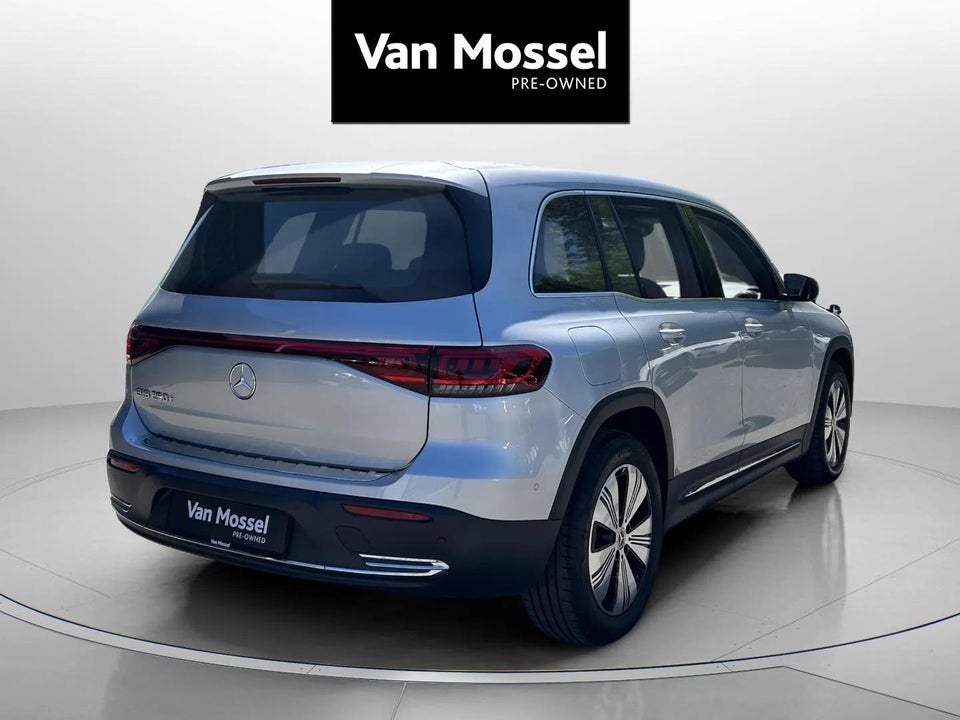 Mercedes EQB250+ Progressive 5d