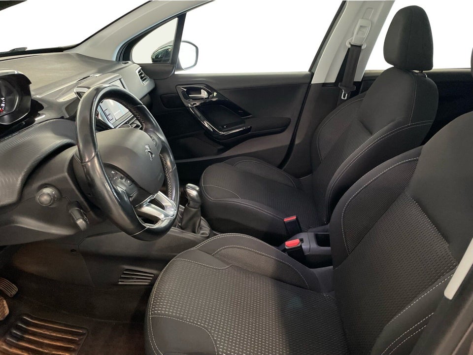 Peugeot 208 1,6 BlueHDi 100 Edition+ 5d