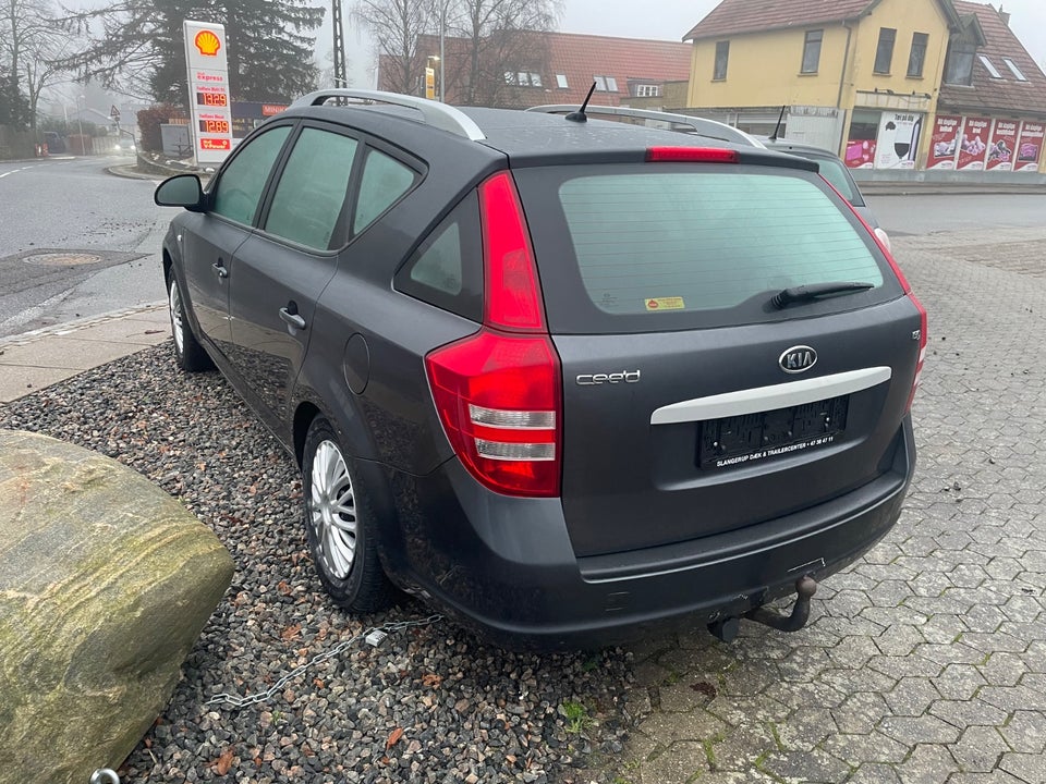 Kia Ceed 1,6 CVVT Active 5d