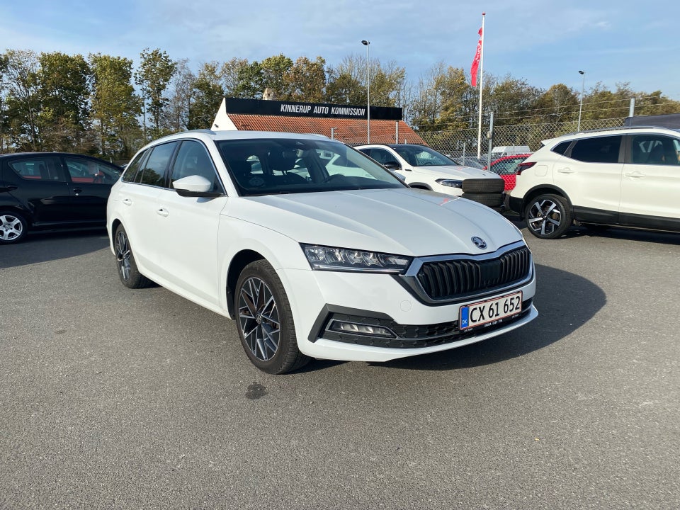 Skoda Octavia 2,0 TDi 150 First Edition Combi DSG 5d