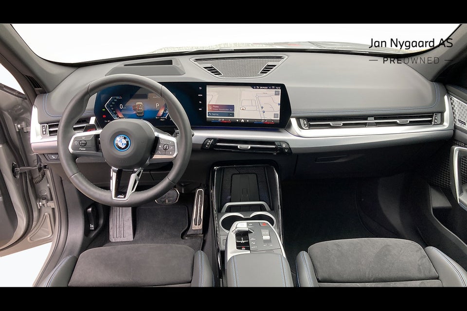 BMW iX1 xDrive30 Fully Charged 5d