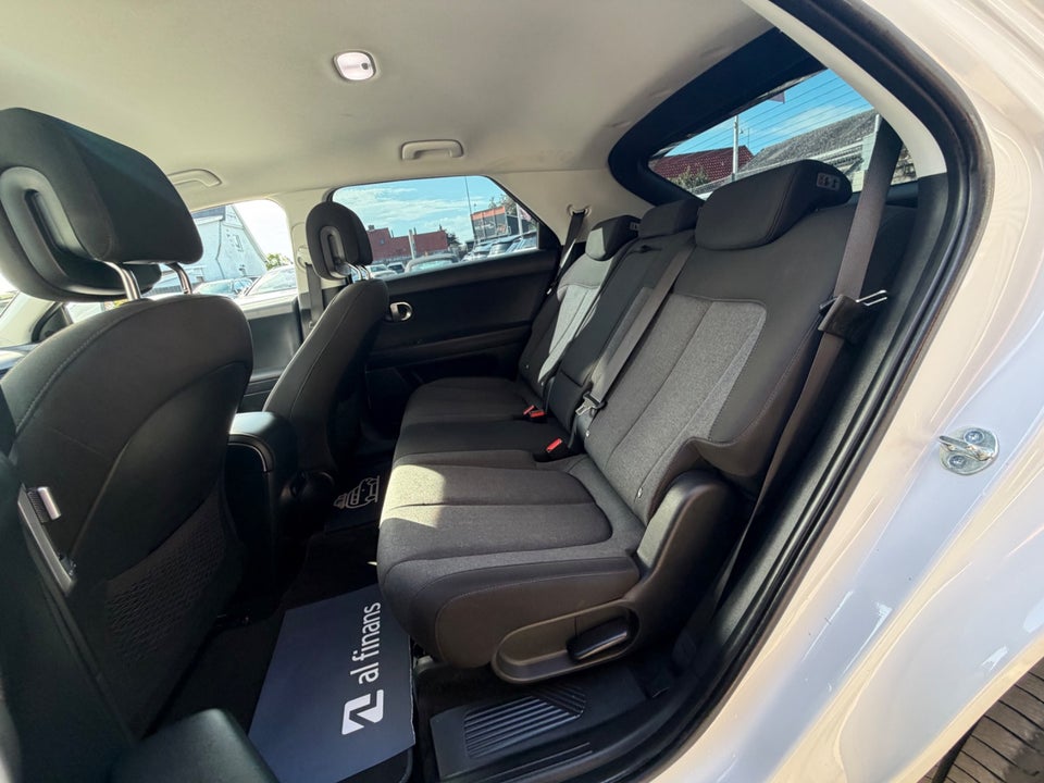 Hyundai Ioniq 5 77 Essential 5d