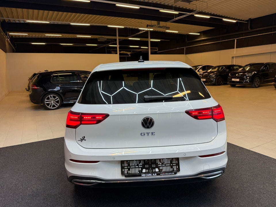 VW Golf VIII 1,4 GTE DSG 5d