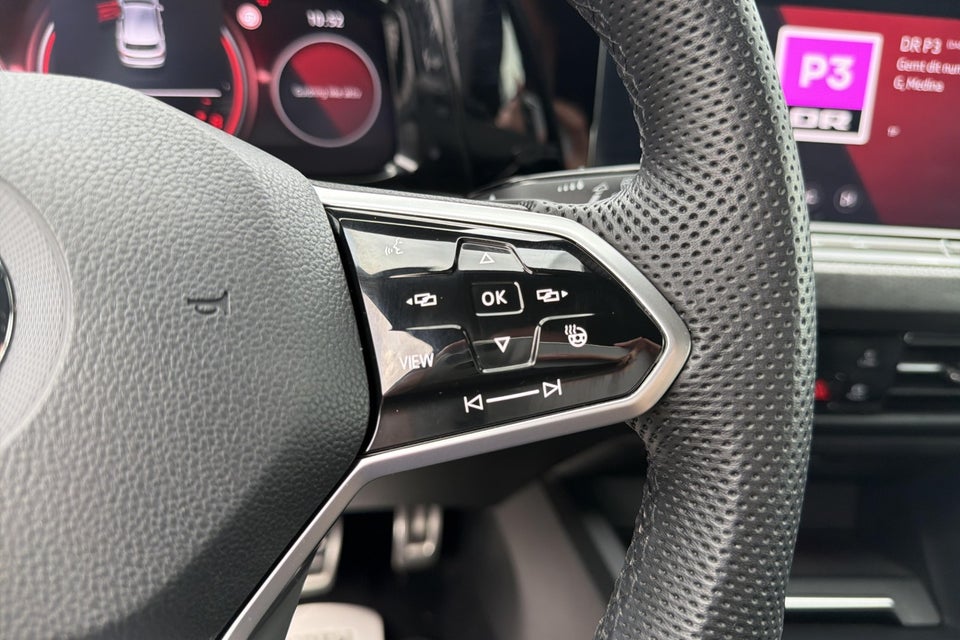 VW Golf VIII 1,4 GTE DSG 5d