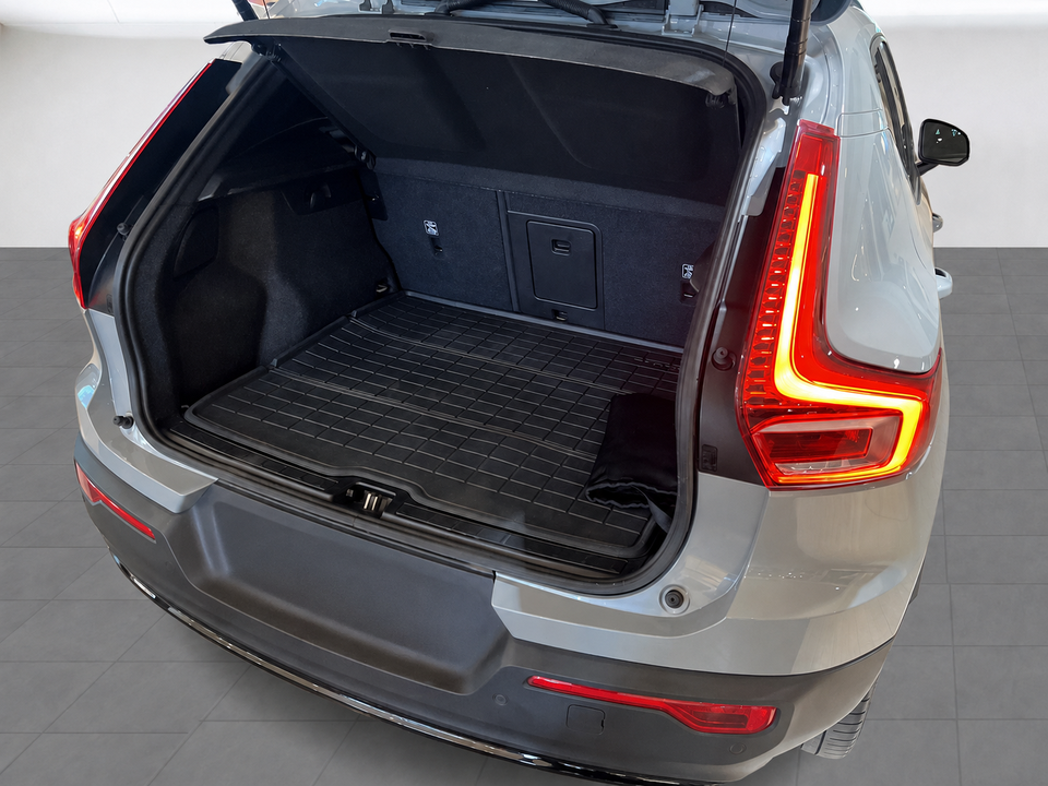 Volvo EX40 Extended Range Core 5d