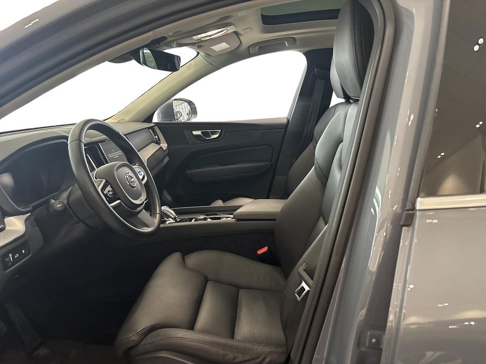 Volvo XC60 2,0 T6 ReCharge Inscription aut. AWD 5d