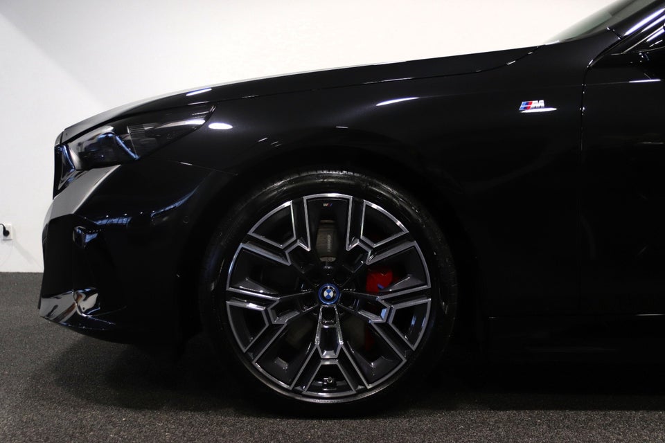 BMW i5 eDrive40 Touring M-Sport 5d