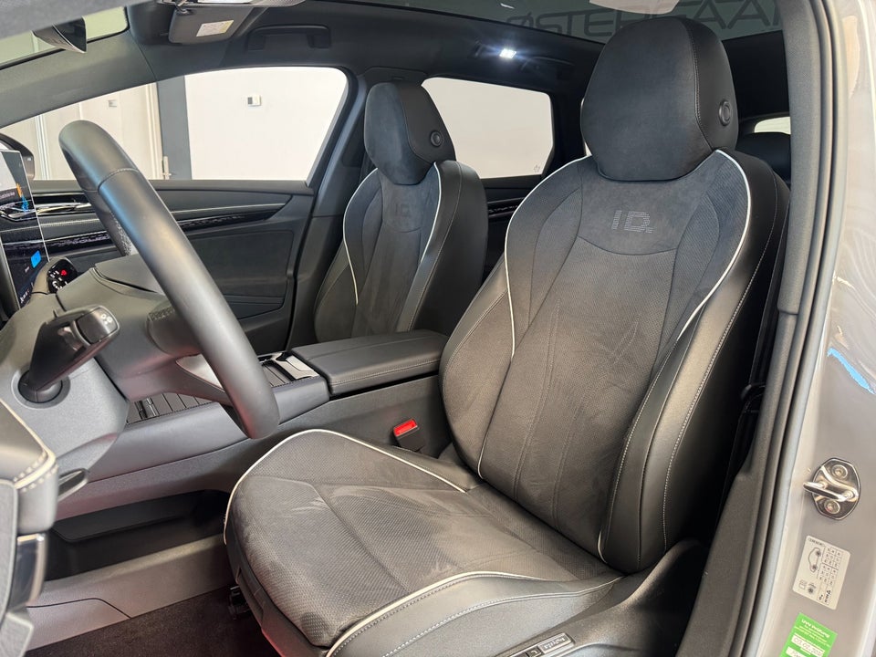 VW ID.7 77 Style Tourer 5d