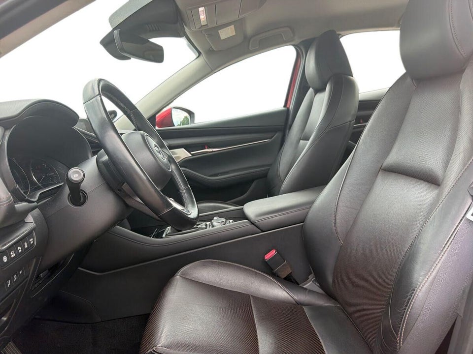 Mazda 3 2,0 SkyActiv-G 122 Cosmo aut. 4d