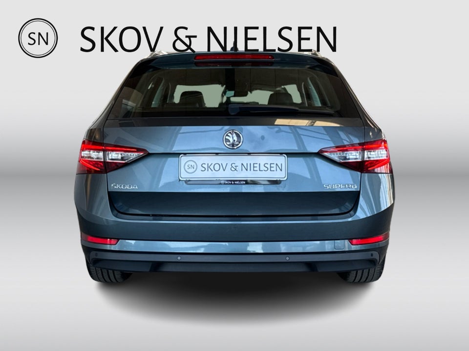 Skoda Superb 2,0 TDi 150 Style Combi DSG 5d