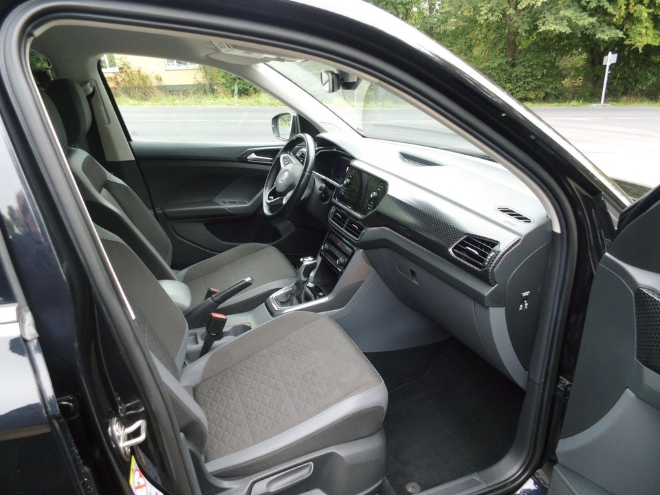 VW T-Cross 1,0 TSi 115 Life DSG 5d