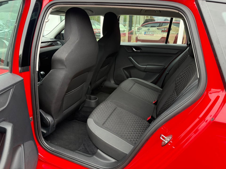 Skoda Rapid 1,0 TSi 95 Active 5d