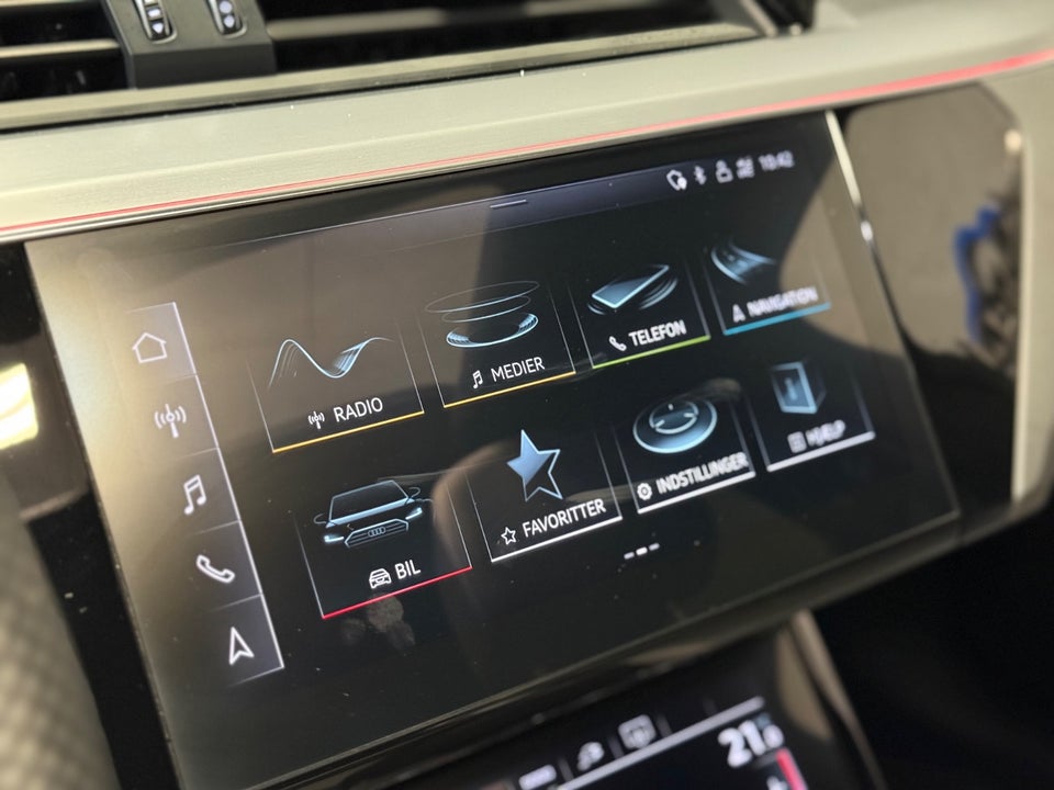 Audi e-tron 55 S-line quattro 5d