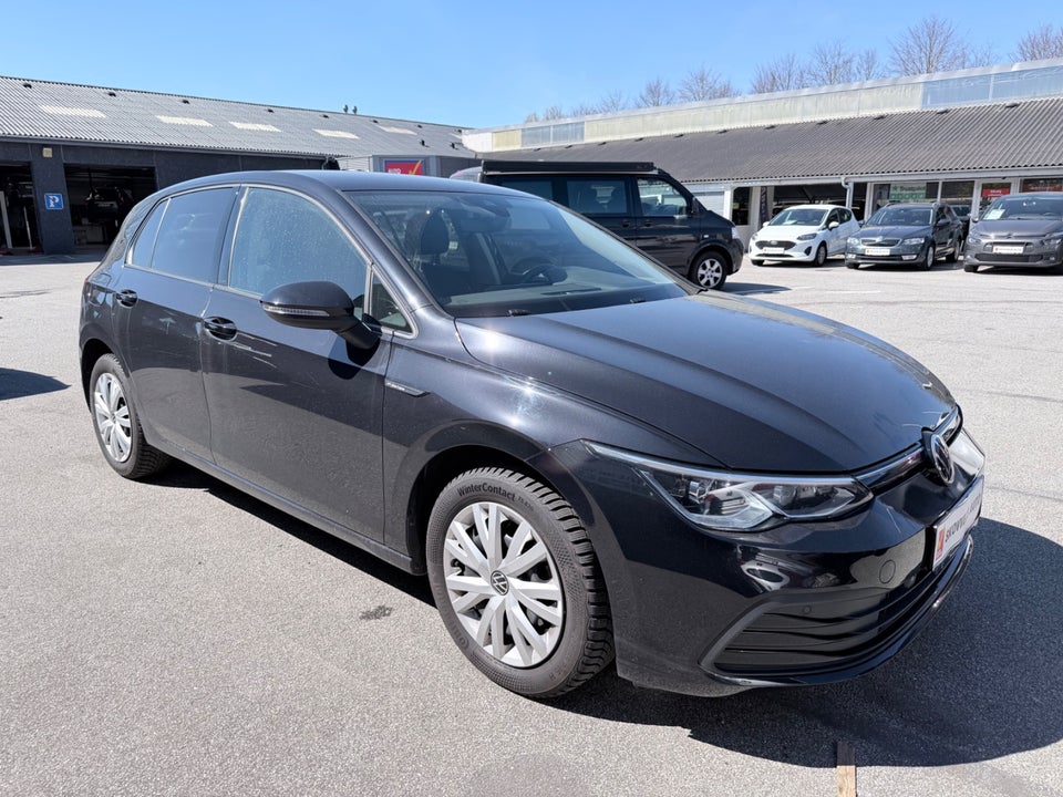 VW Golf VIII 1,5 TSi 130 Life 5d