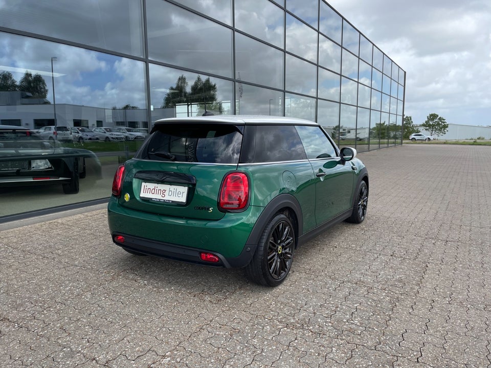 MINI Cooper SE Classic Trim 3d