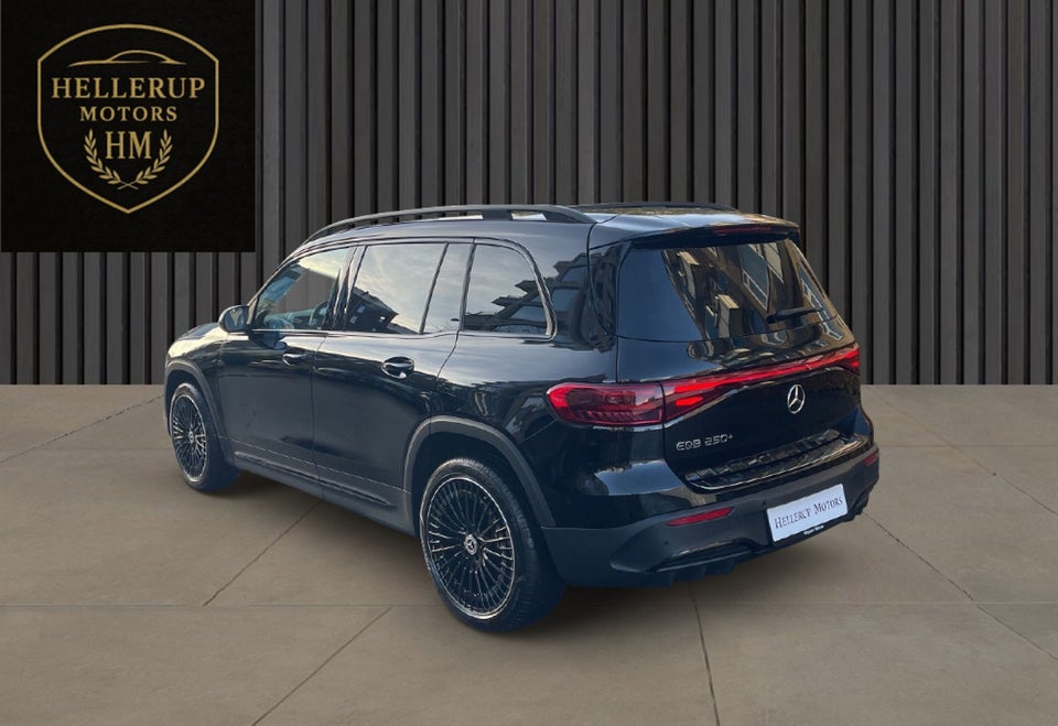 Mercedes EQB250+ AMG Line 7prs 5d