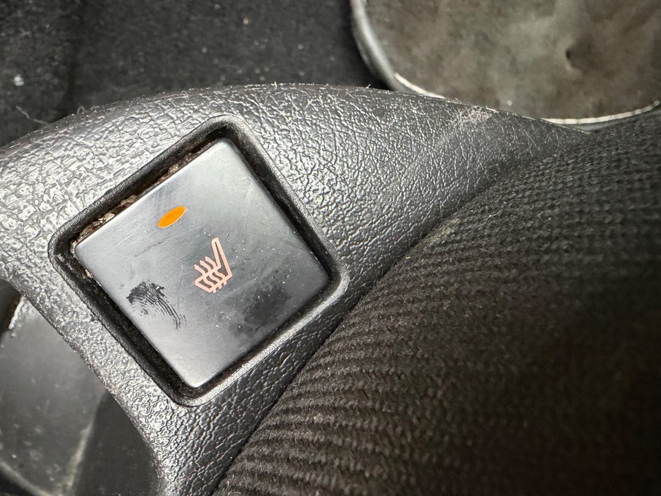 Peugeot 307 2,0 16V CC 2d