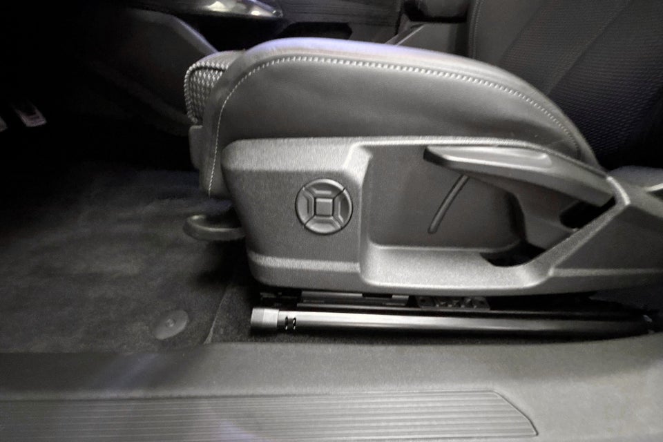 Audi Q4 e-tron 45 S-line Edition 5d