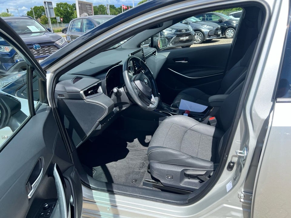 Toyota Corolla 1,8 Hybrid H3 Premium Touring Sports MDS 5d