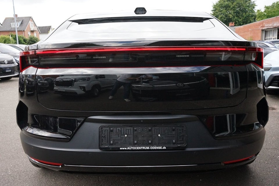 Polestar 4 Long Range AWD 5d