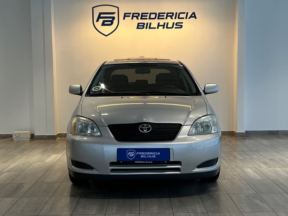 Toyota Corolla 1,4 Sol 5d