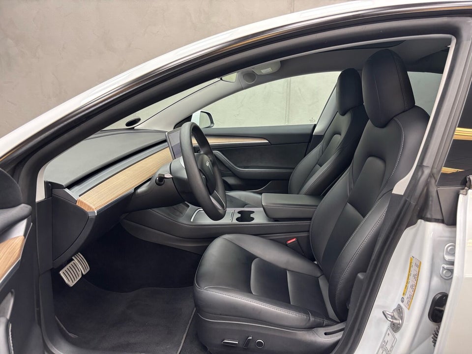 Tesla Model 3 Performance AWD 4d