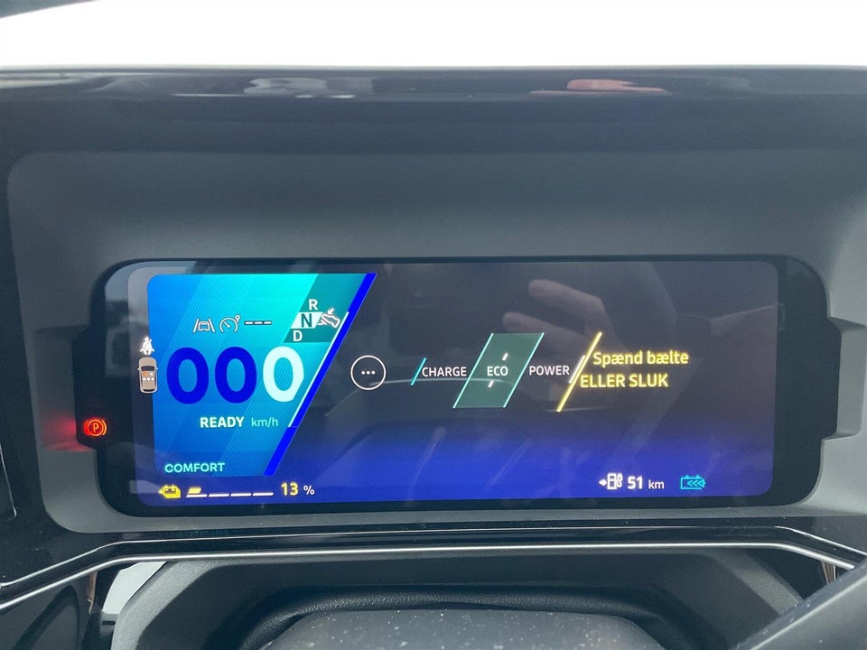 Renault 4 E-Tech 52 Techno 5d