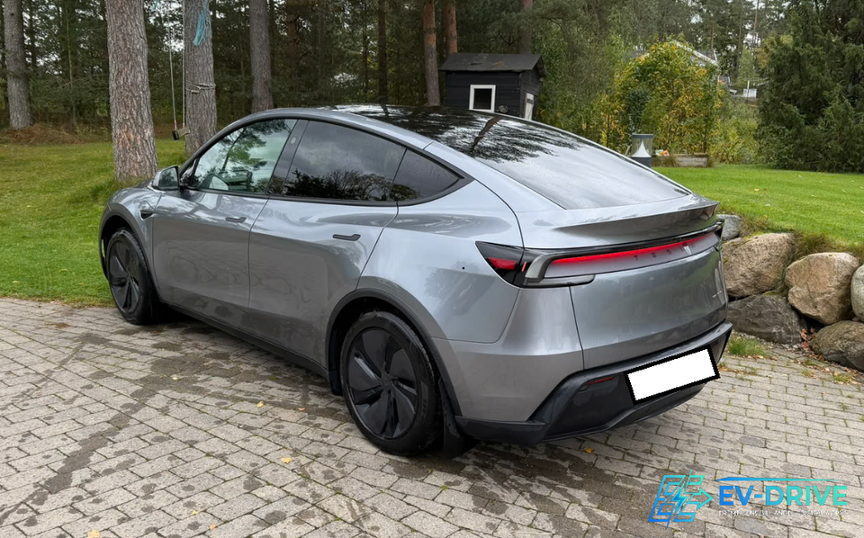 Tesla Model Y Premium Long Range AWD 5d