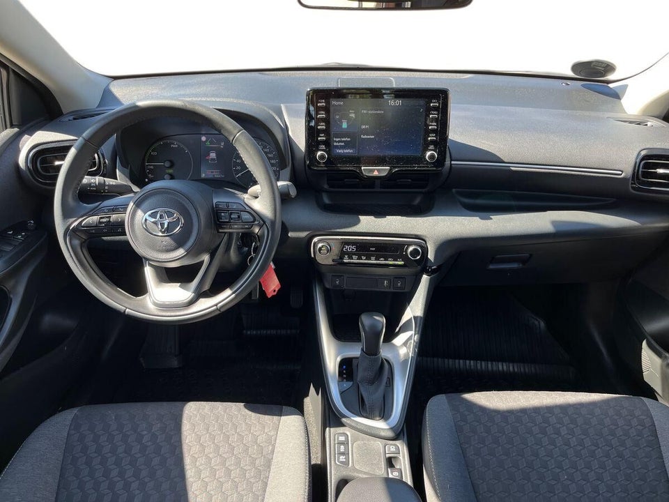 Toyota Yaris 1,5 Hybrid Active e-CVT 5d