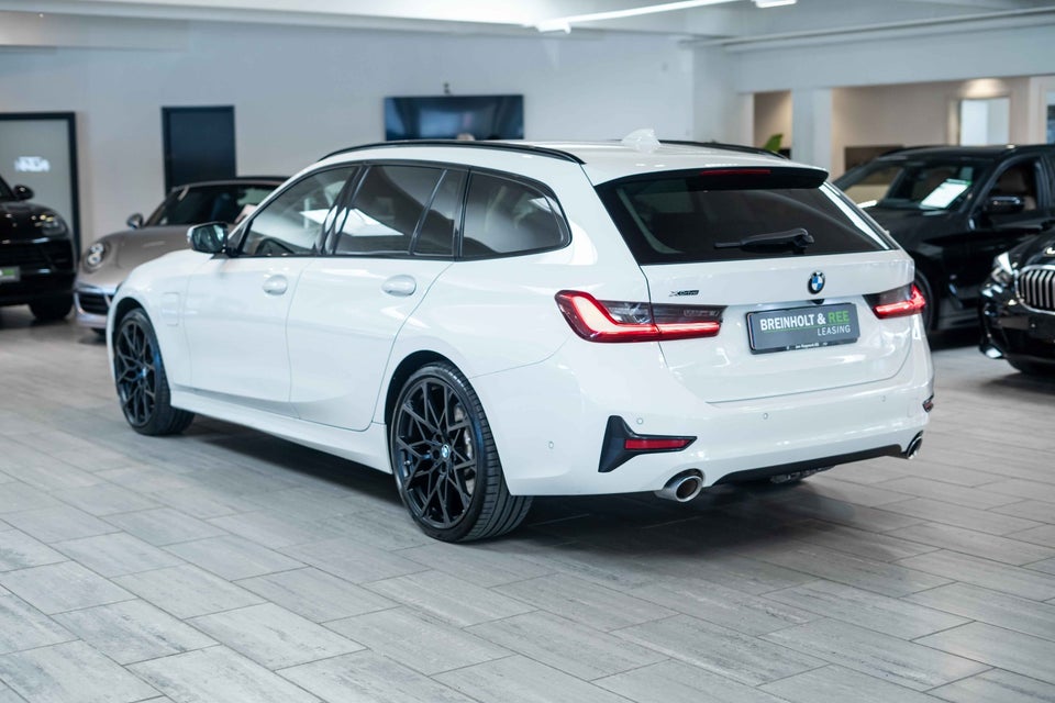 BMW 330e 2,0 Touring Sport Line aut. 5d