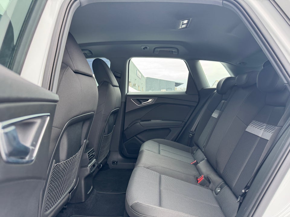 Audi Q4 e-tron 40 Advanced 5d