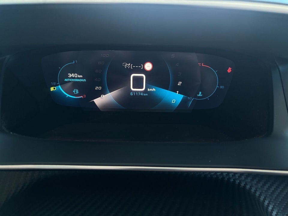 Peugeot 2008 1,2 PureTech 130 Sportium 5d